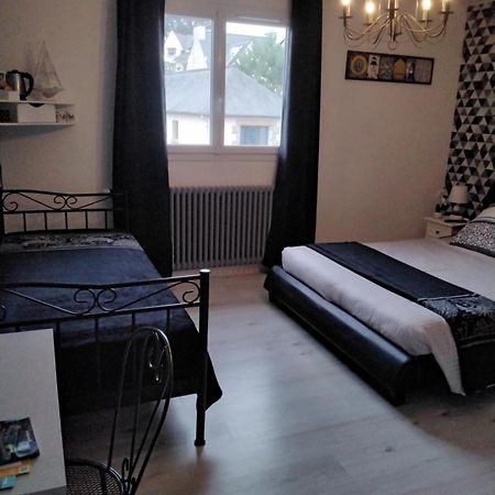 Les Chambres D'Hotes Du Port De Loguivy De La Mer Ploubazlanec Room photo